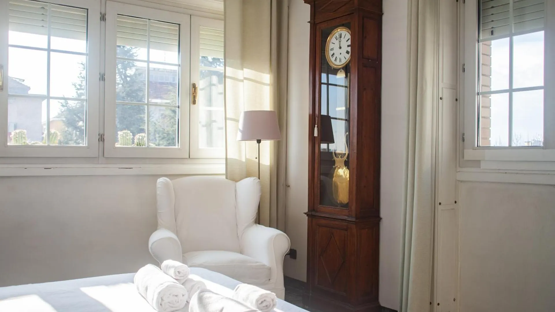 アパート Iconic Luxury Penthouse In The Heart Of Milanアパートメント イタリア