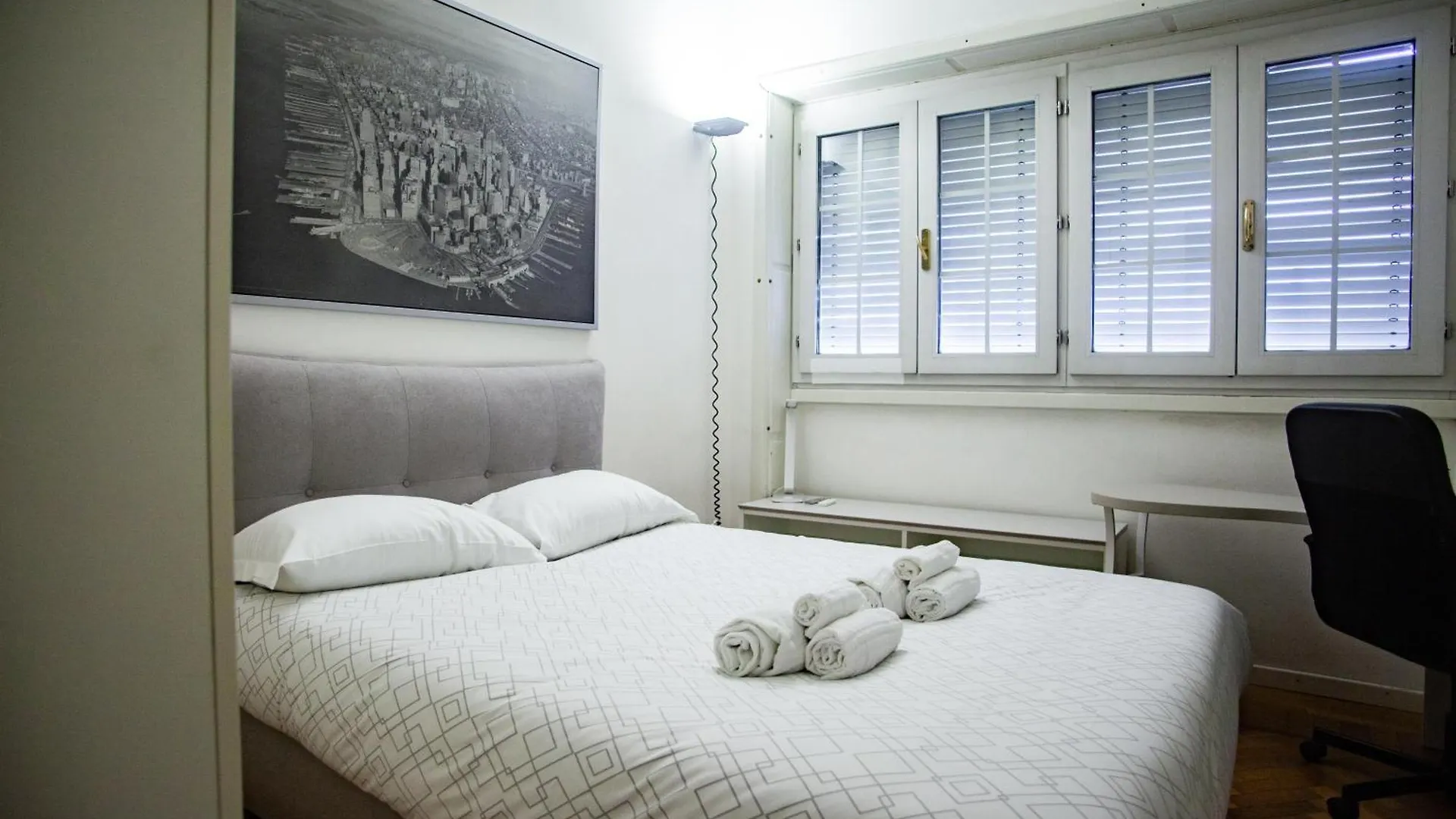 Iconic Luxury Penthouse In The Heart Of Milanアパートメント イタリア